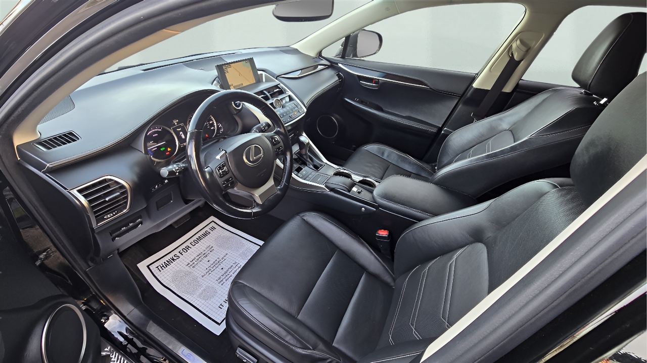 Lexus NX 300h AWD 2016