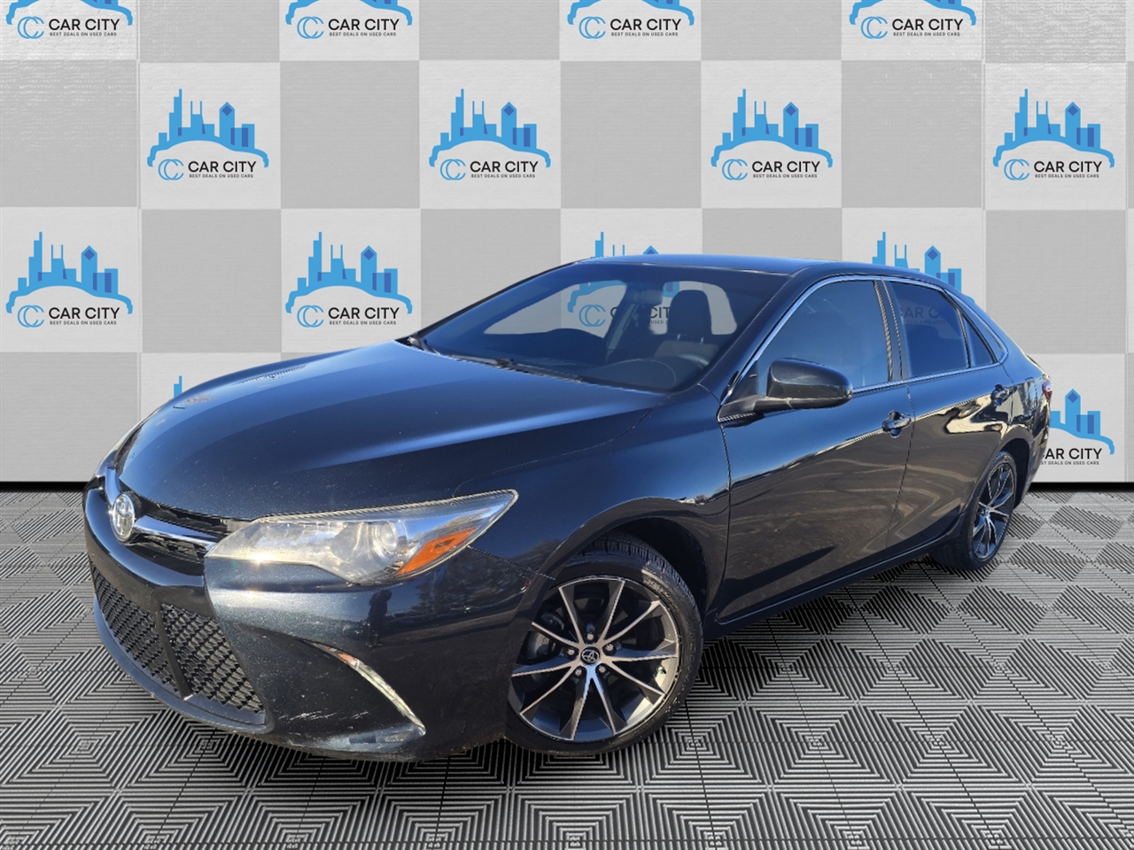 2015 Toyota Camry XSE
