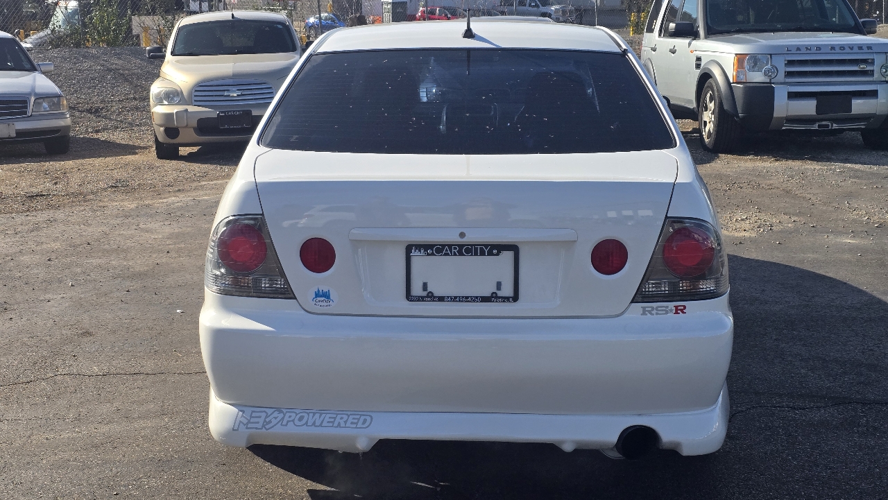 Toyota Altezza  2000