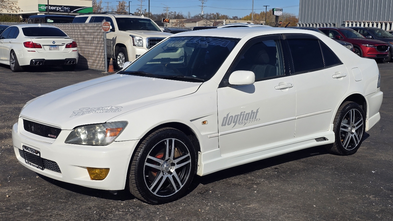 Toyota Altezza  2000