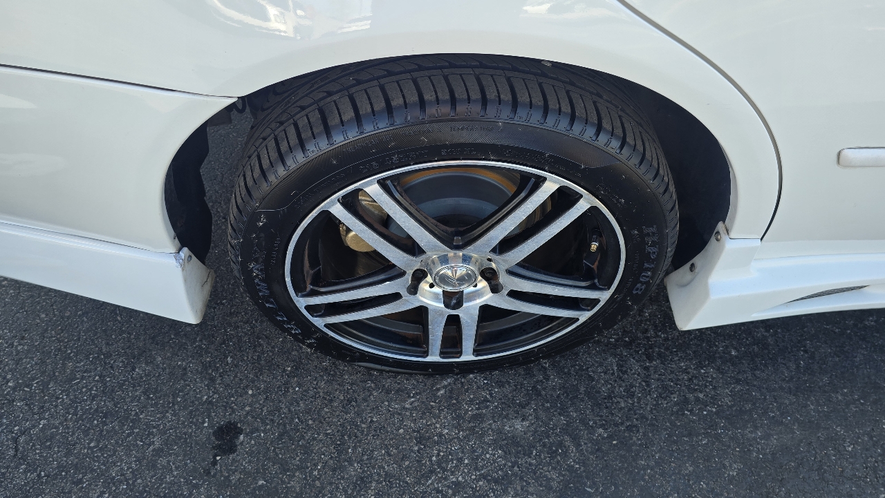 Toyota Altezza  2000