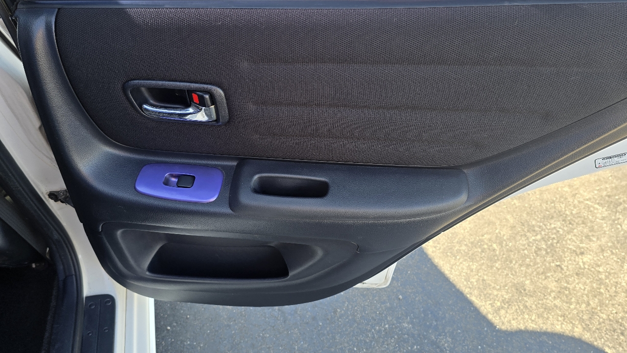 Toyota Altezza  2000