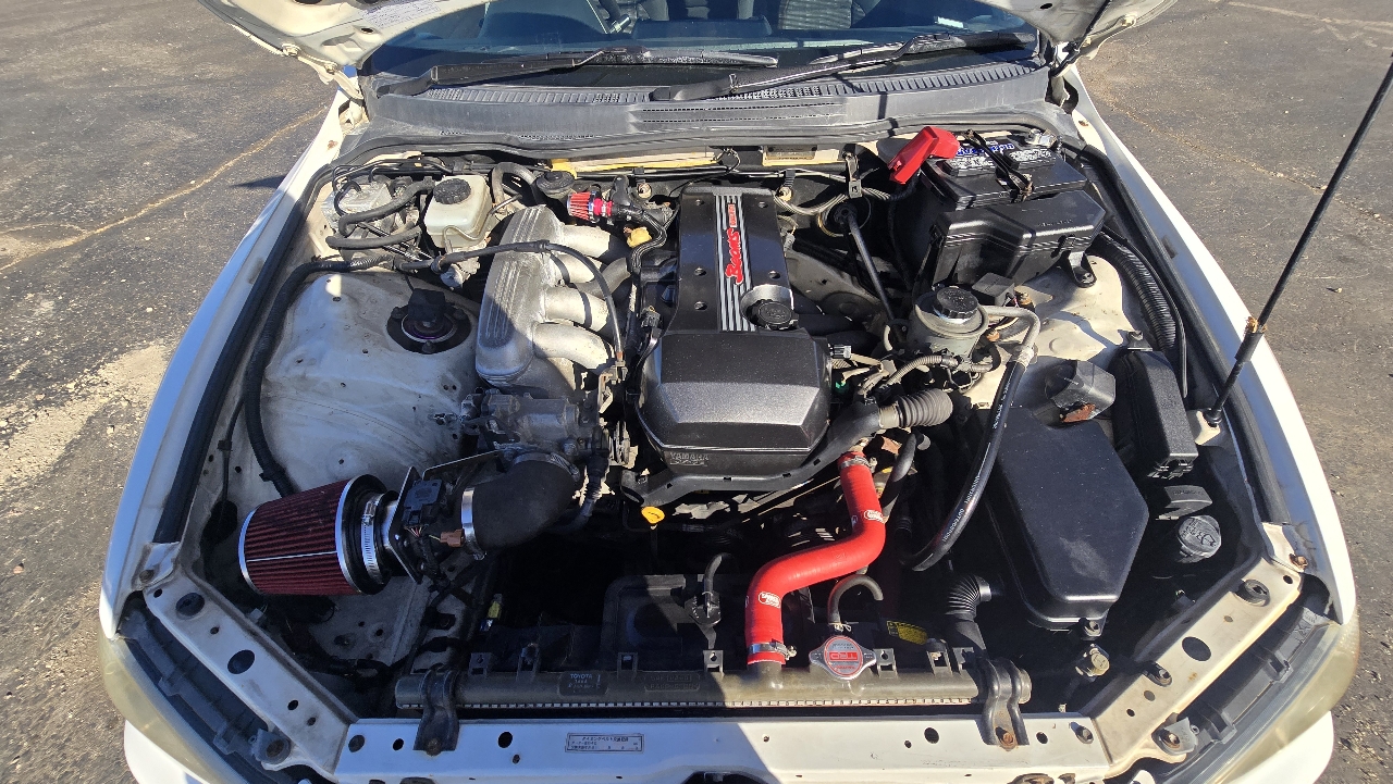 Toyota Altezza  2000