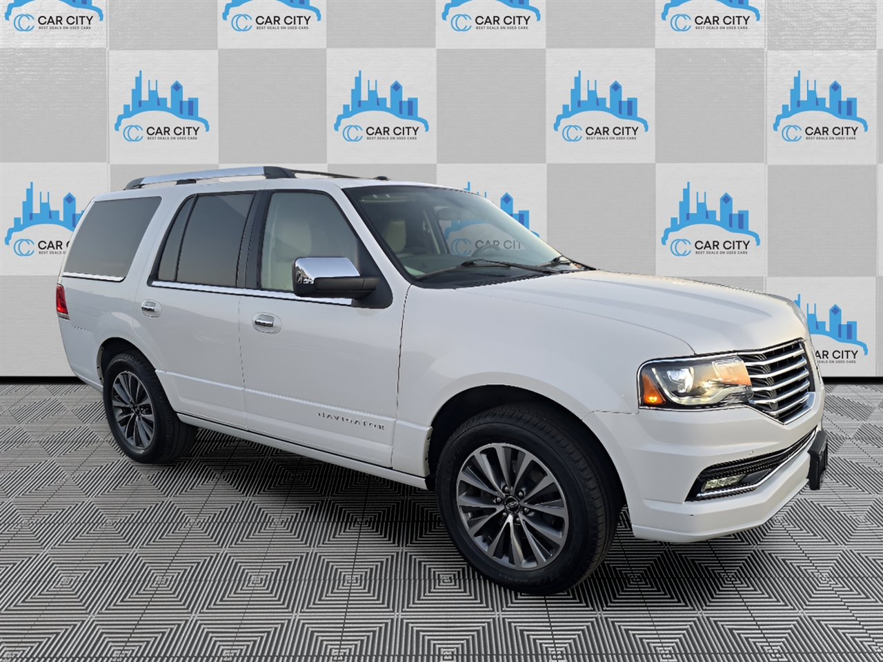 Lincoln Navigator Select 4WD 2017