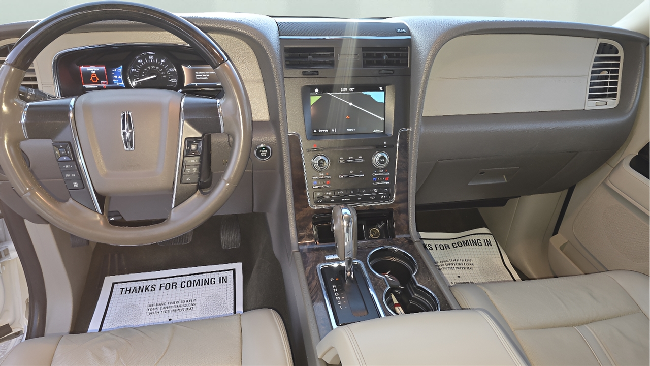 Lincoln Navigator Select 4WD 2017