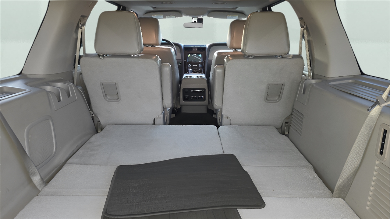 Lincoln Navigator Select 4WD 2017