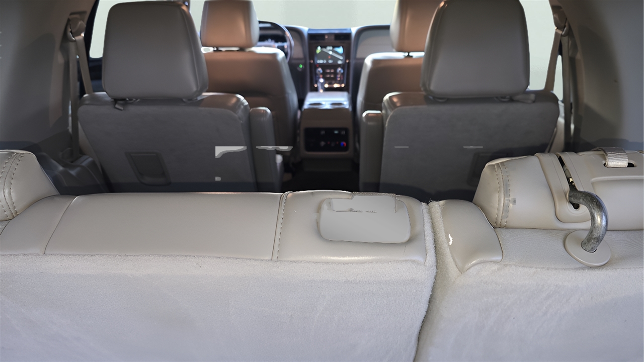 Lincoln Navigator Select 4WD 2017