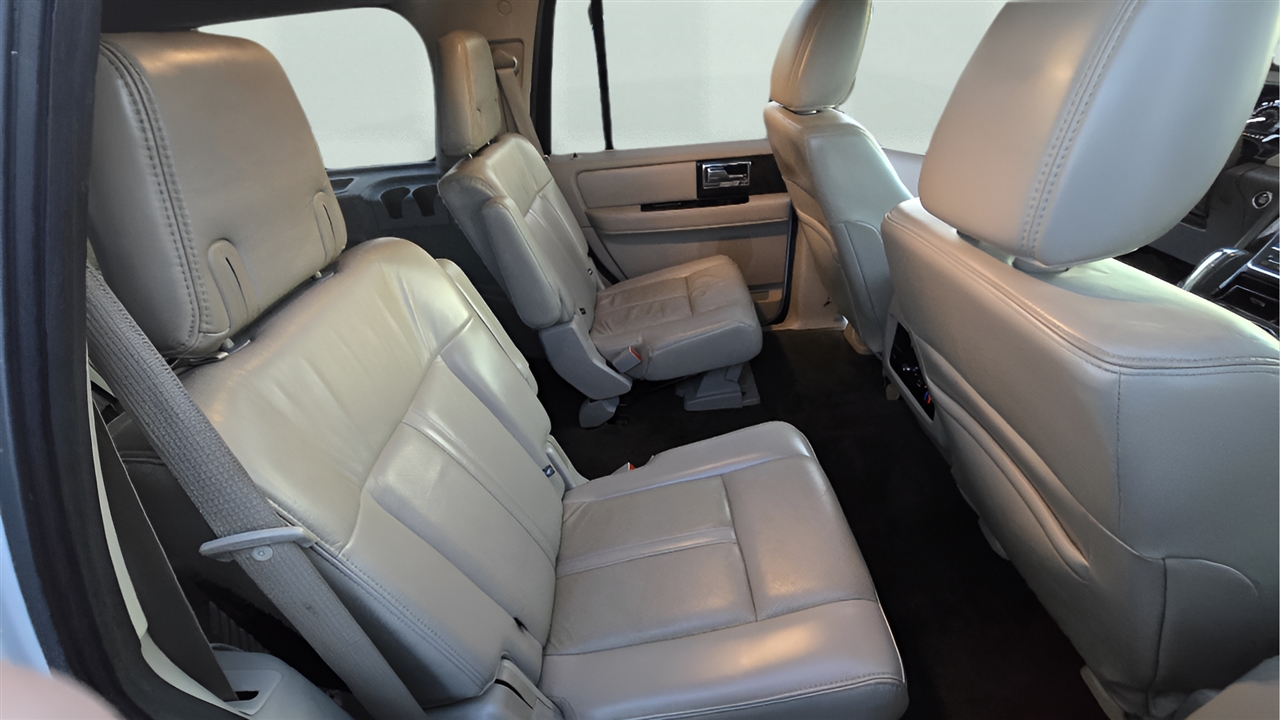 Lincoln Navigator Select 4WD 2017