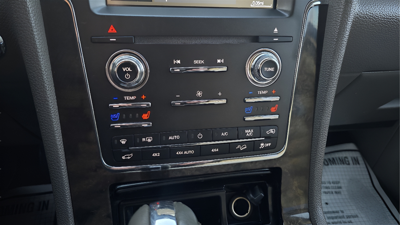 Lincoln Navigator Select 4WD 2017