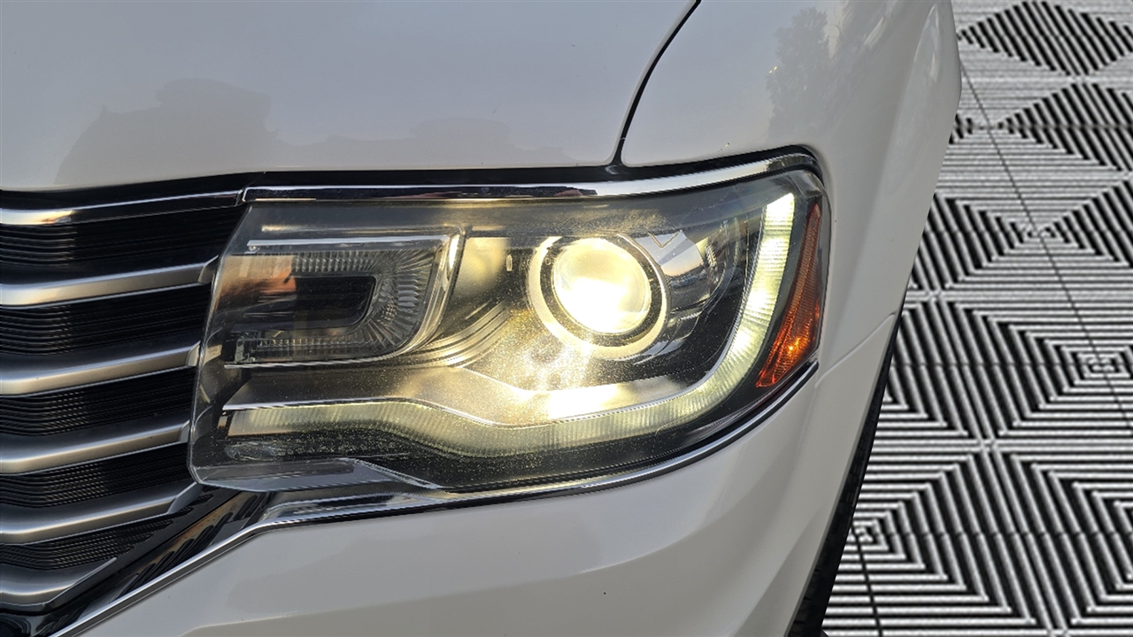 Lincoln Navigator Select 4WD 2017