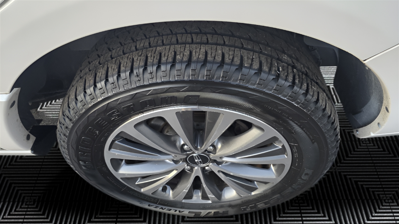 Lincoln Navigator Select 4WD 2017