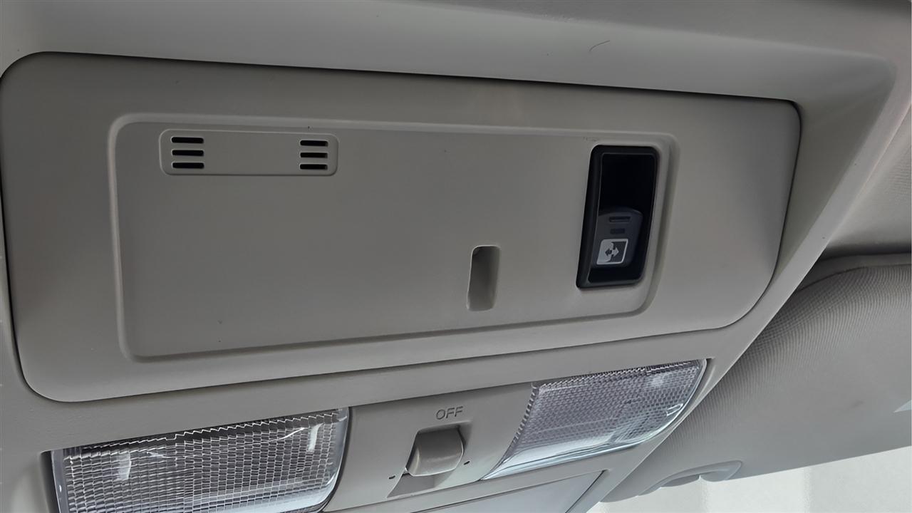 Nissan Titan SV King Cab 4WD 2018