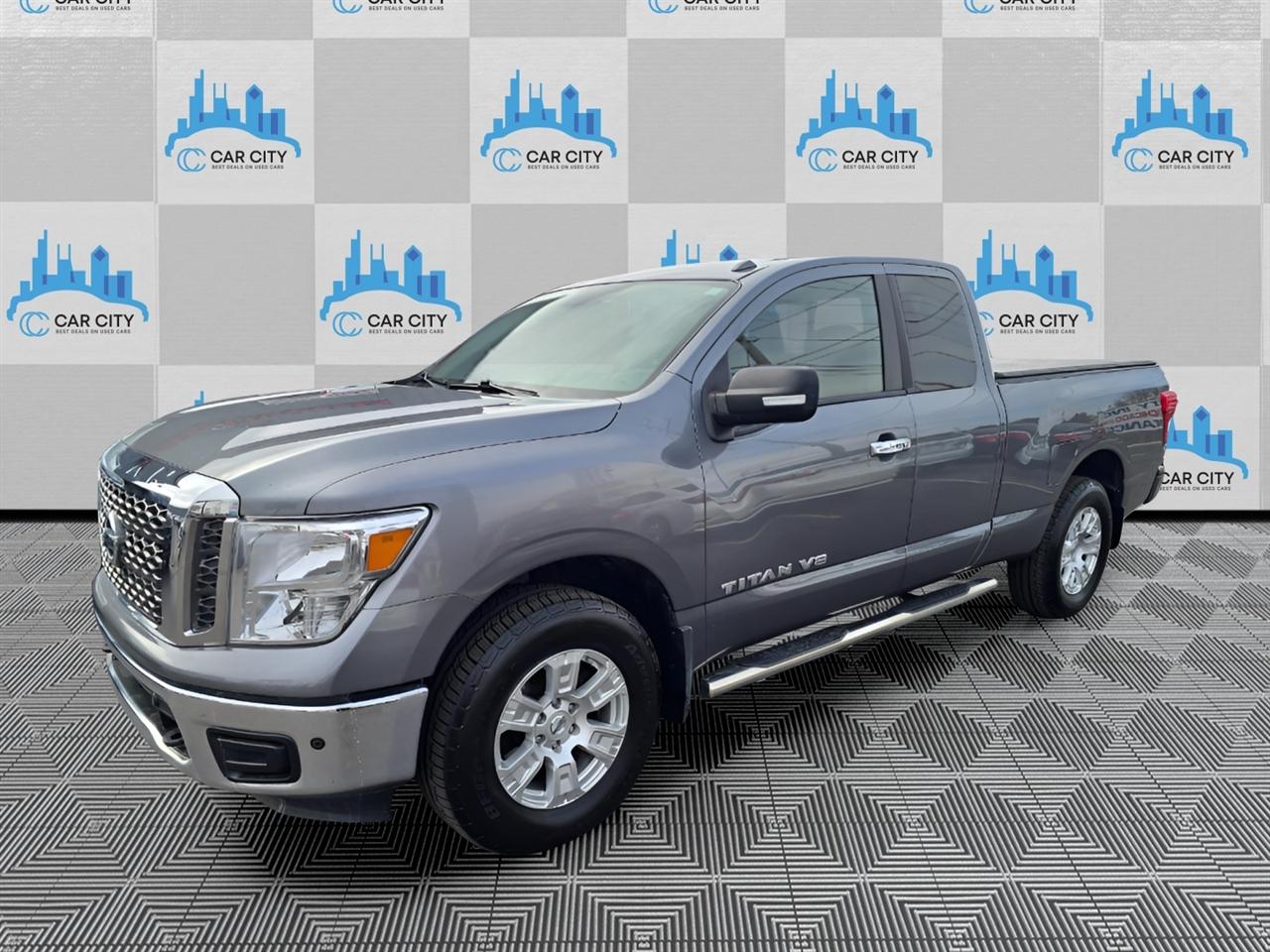 Nissan Titan SV King Cab 4WD 2018