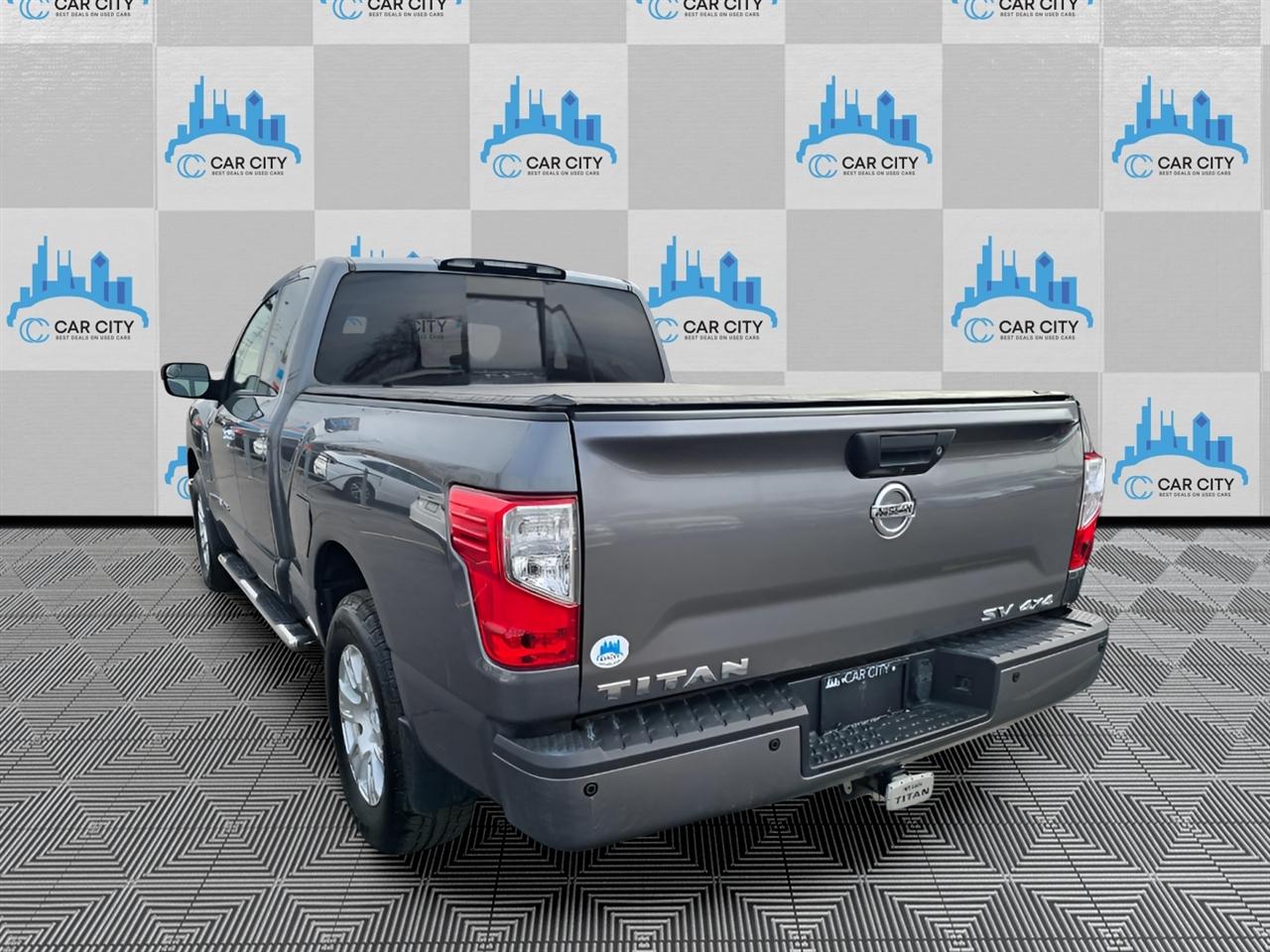 Nissan Titan SV King Cab 4WD 2018