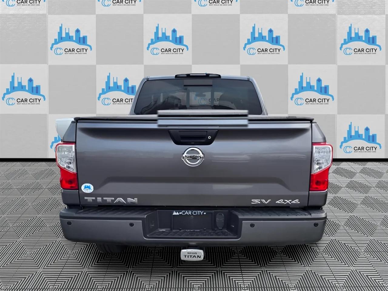 Nissan Titan SV King Cab 4WD 2018