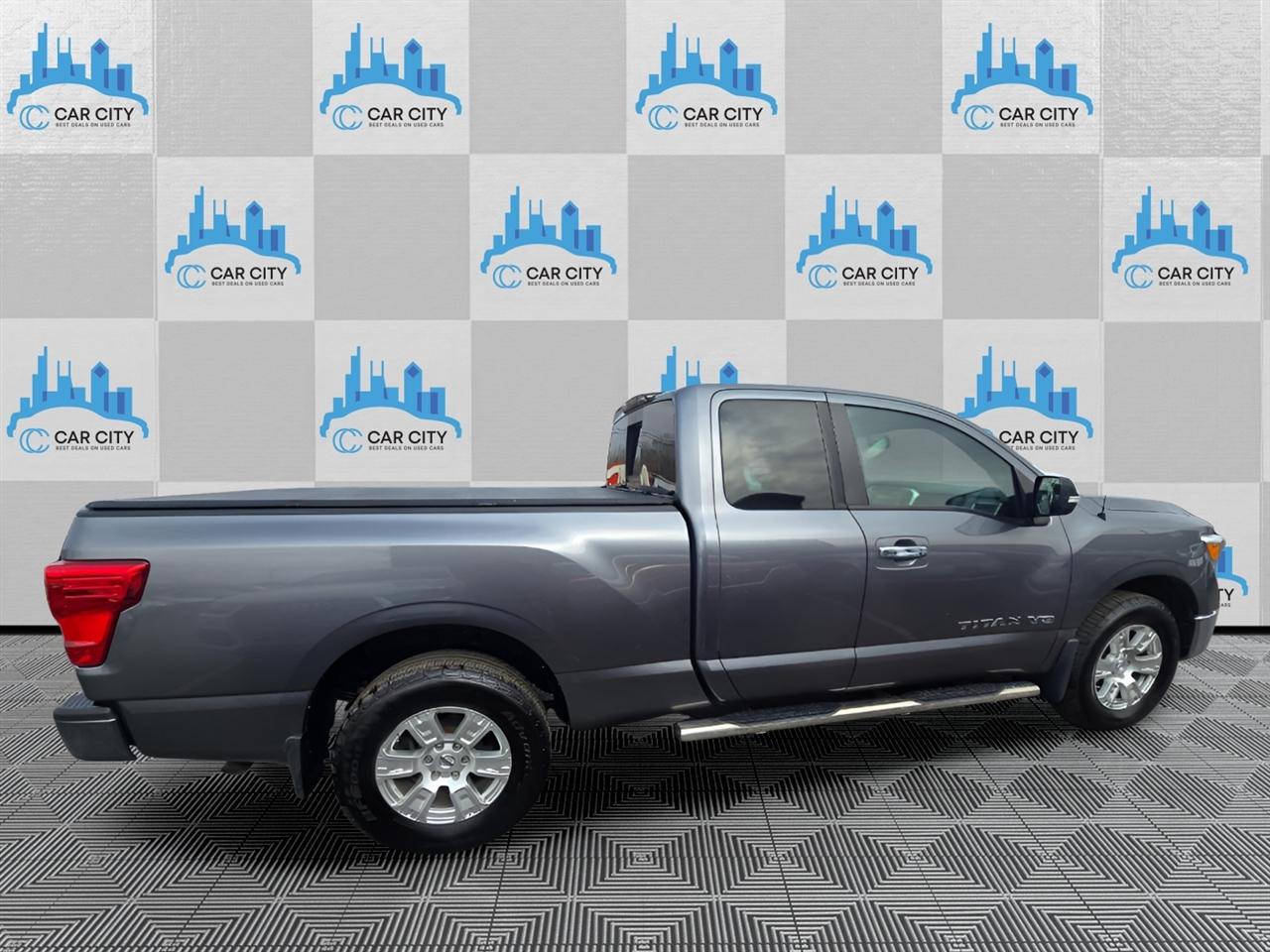 Nissan Titan SV King Cab 4WD 2018