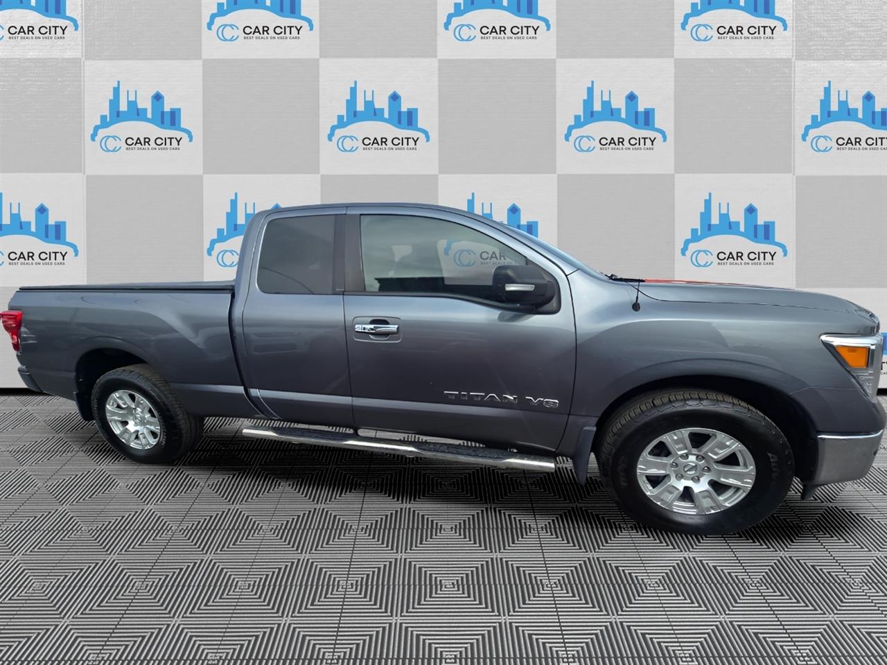 Nissan Titan SV King Cab 4WD 2018