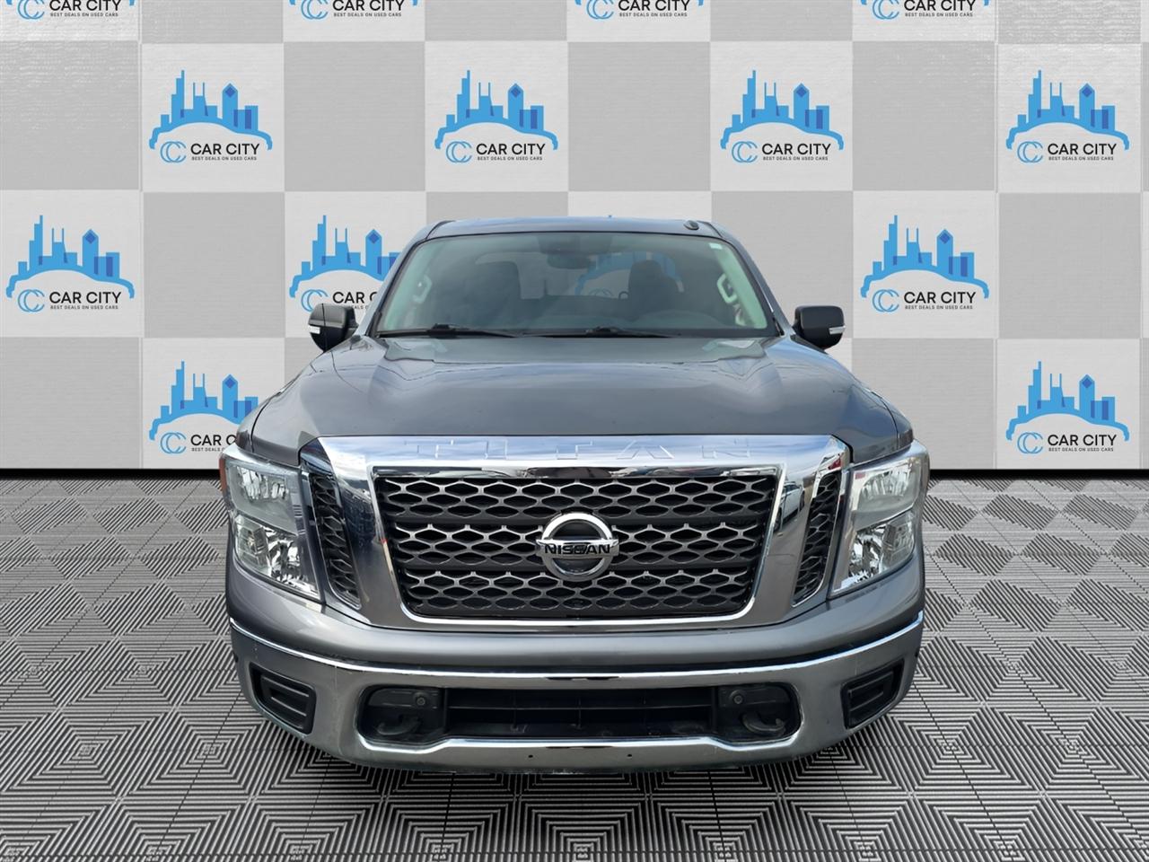 Nissan Titan SV King Cab 4WD 2018
