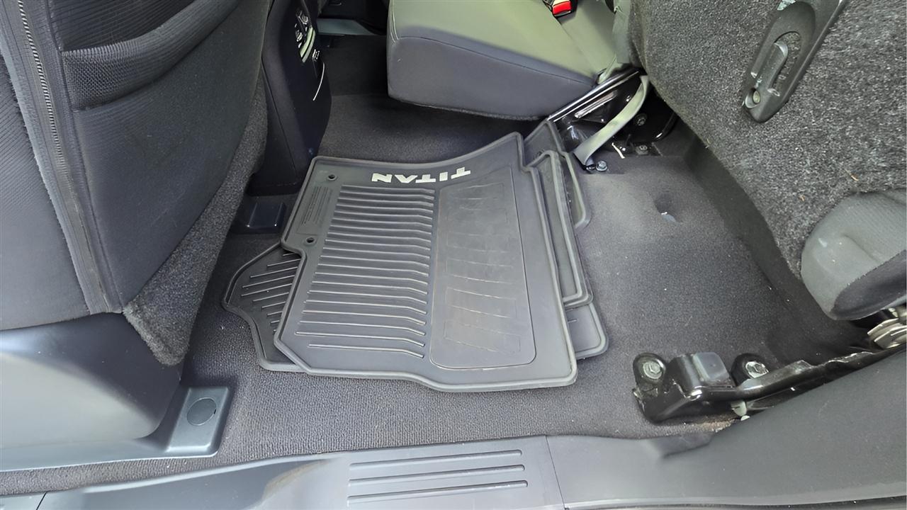 Nissan Titan SV King Cab 4WD 2018