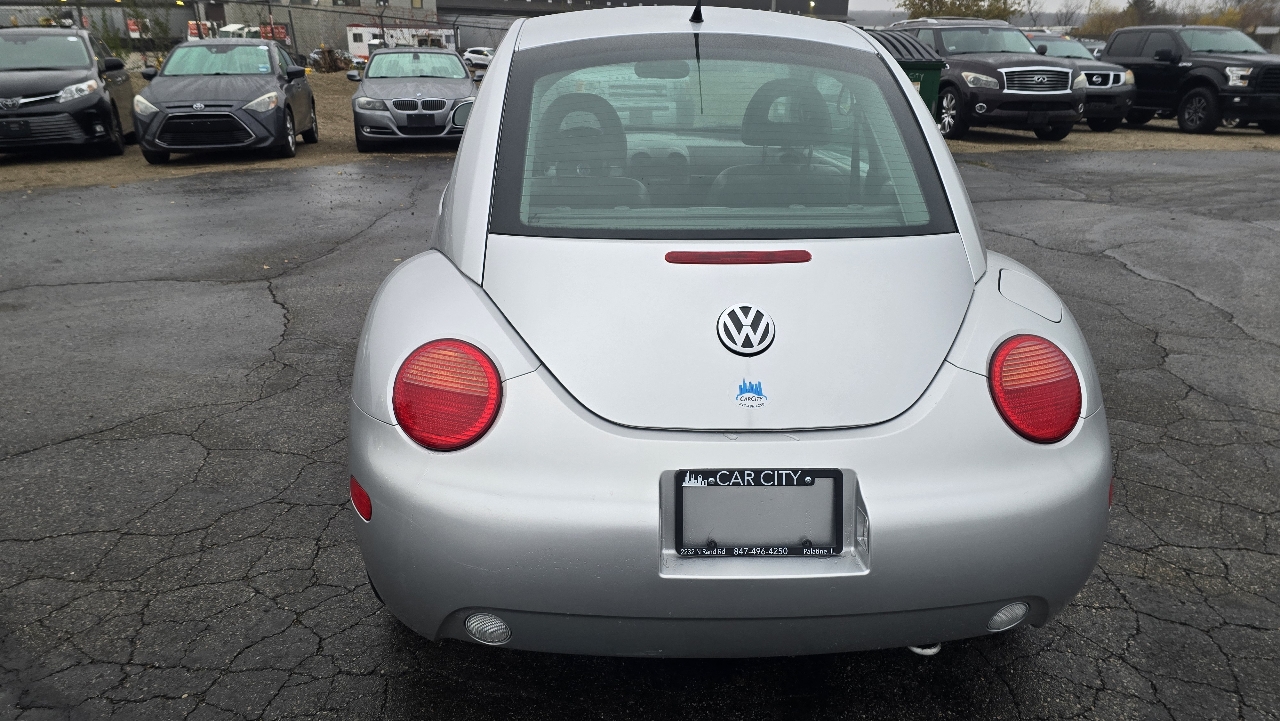 2000 Volkswagen Beetle GLS photo 2