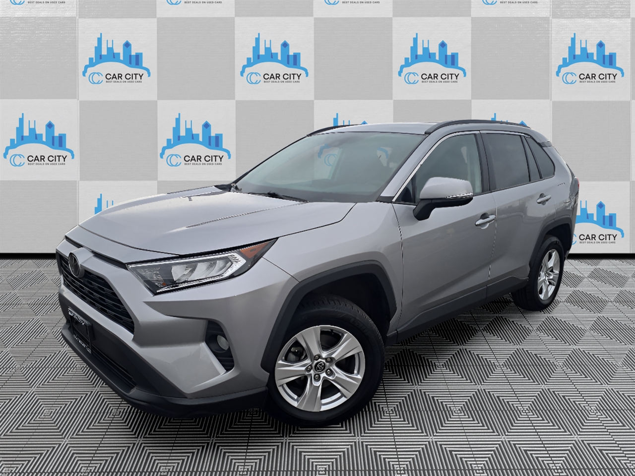 Toyota RAV4 XLE AWD 2020