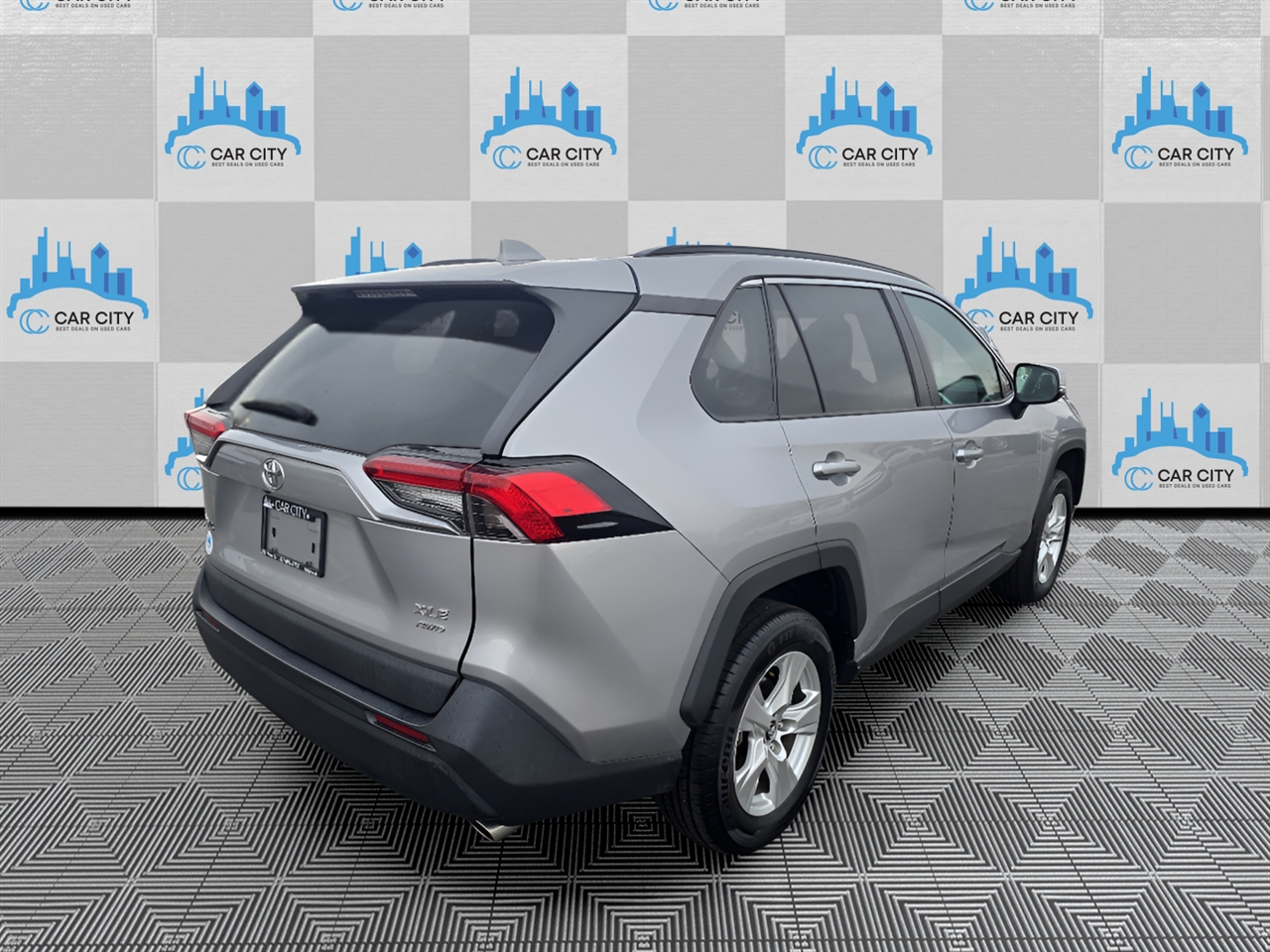 Toyota RAV4 XLE AWD 2020