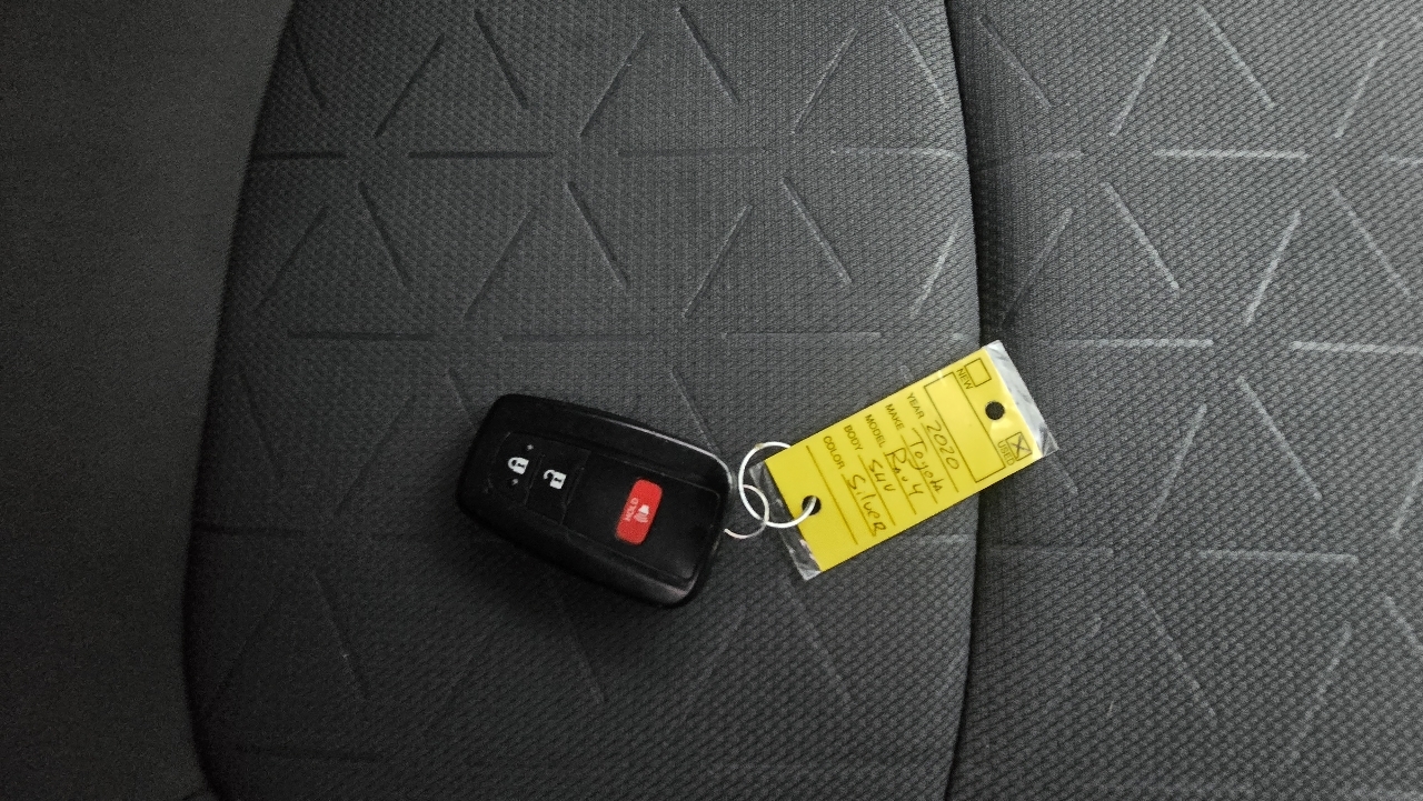 Toyota RAV4 XLE AWD 2020