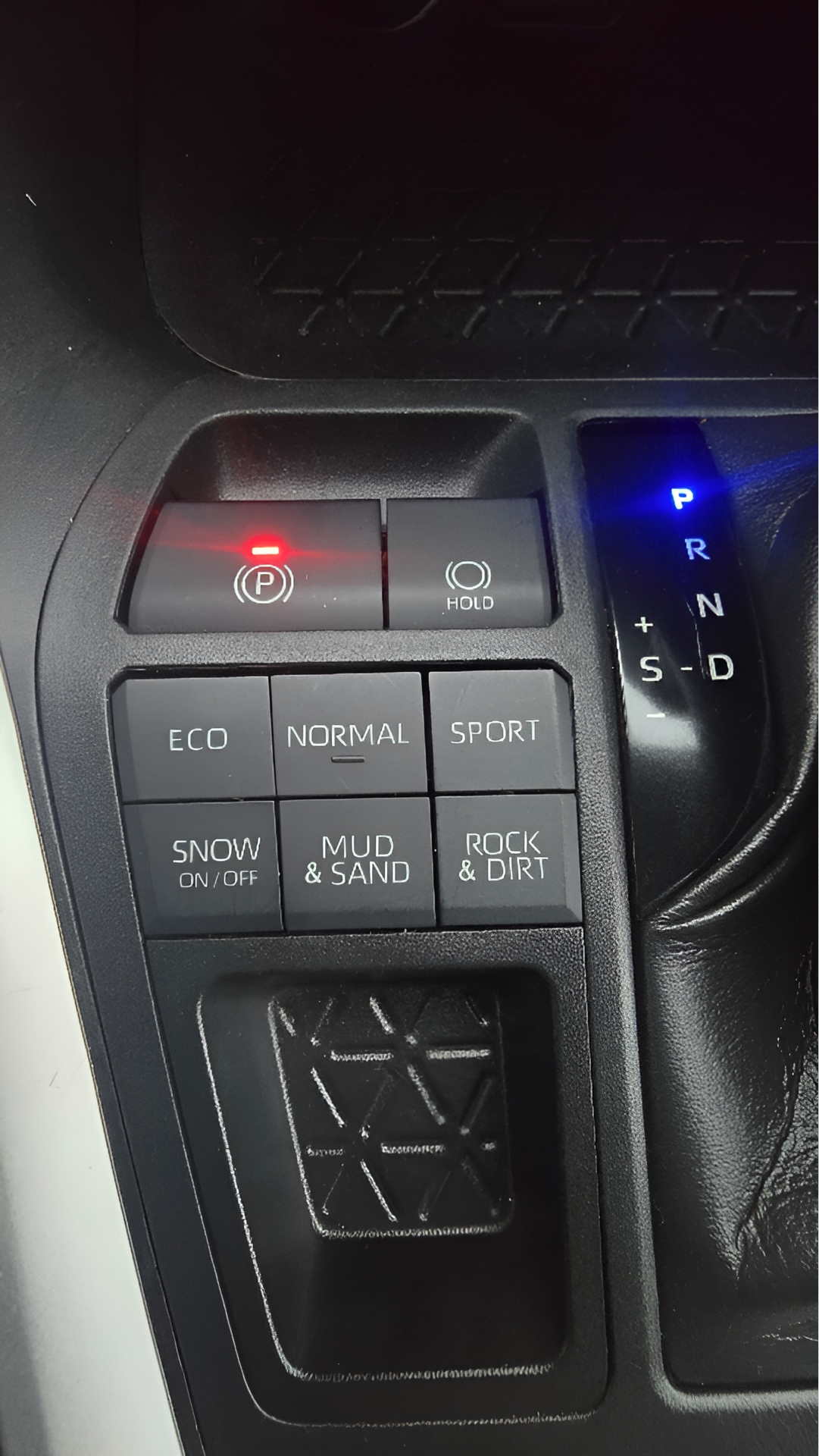 Toyota RAV4 XLE AWD 2020