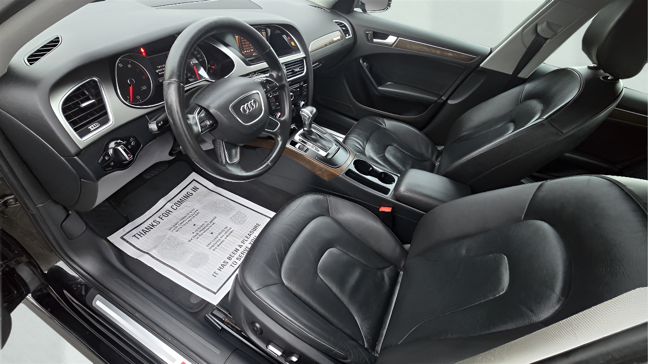 Audi A4 2.0T Sedan quattro Tiptronic 2015