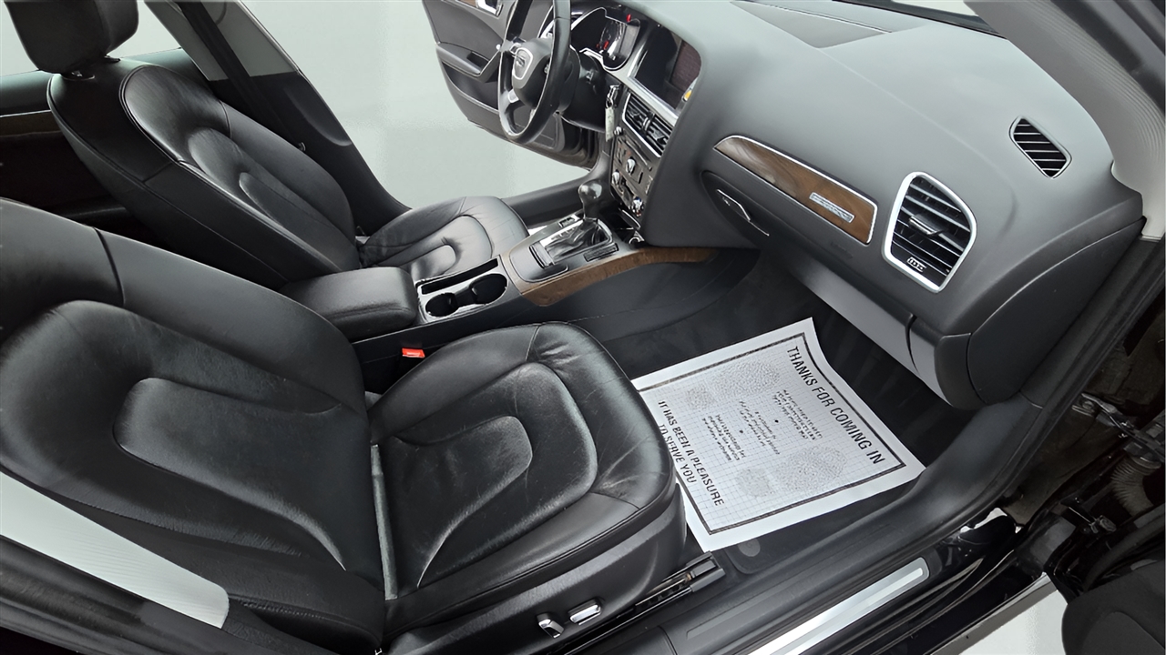 Audi A4 2.0T Sedan quattro Tiptronic 2015