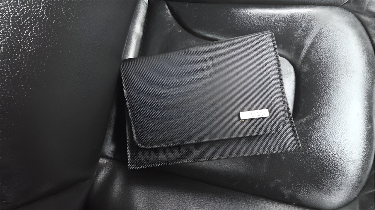 Audi A4 2.0T Sedan quattro Tiptronic 2015