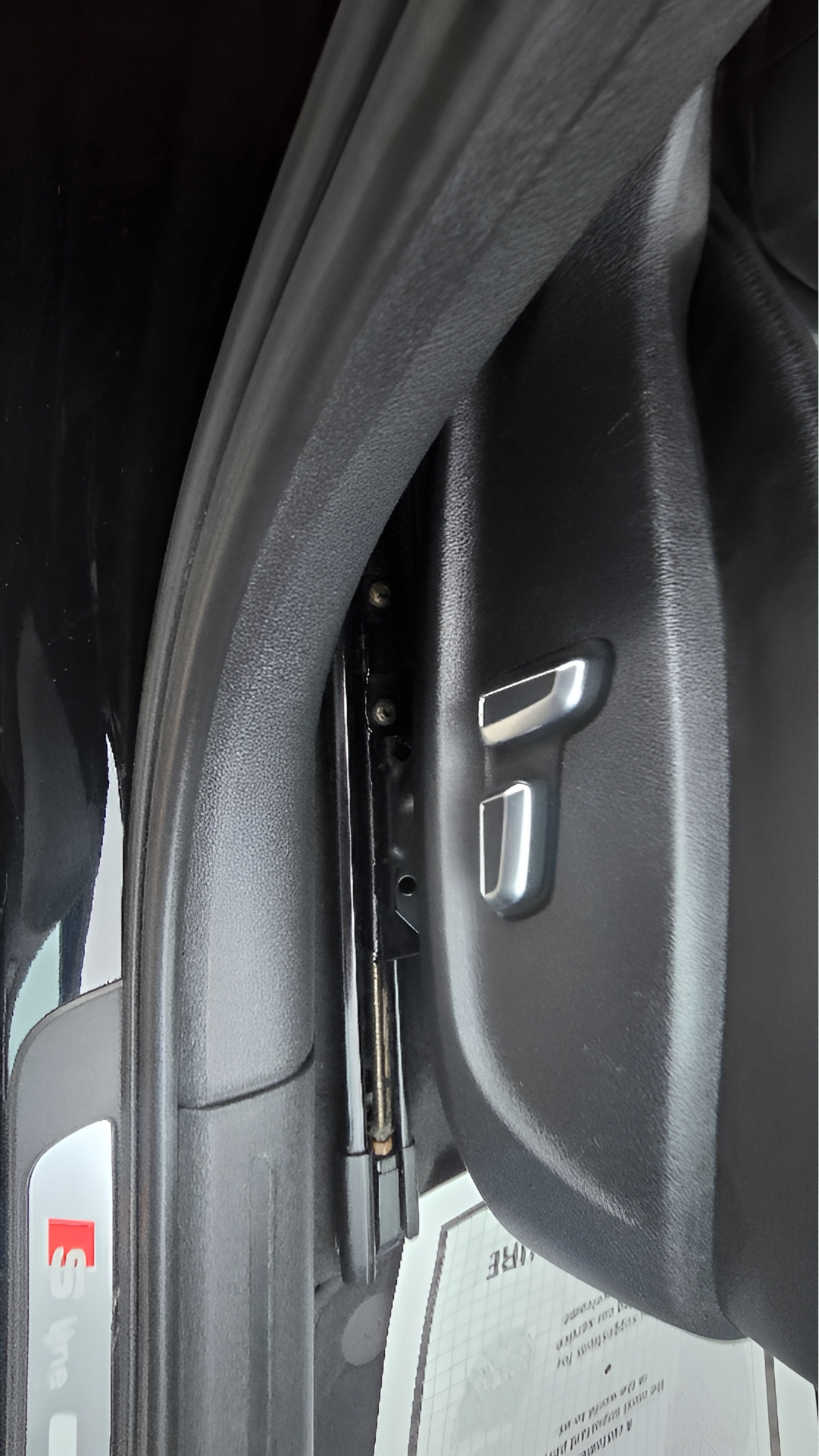 Audi A4 2.0T Sedan quattro Tiptronic 2015