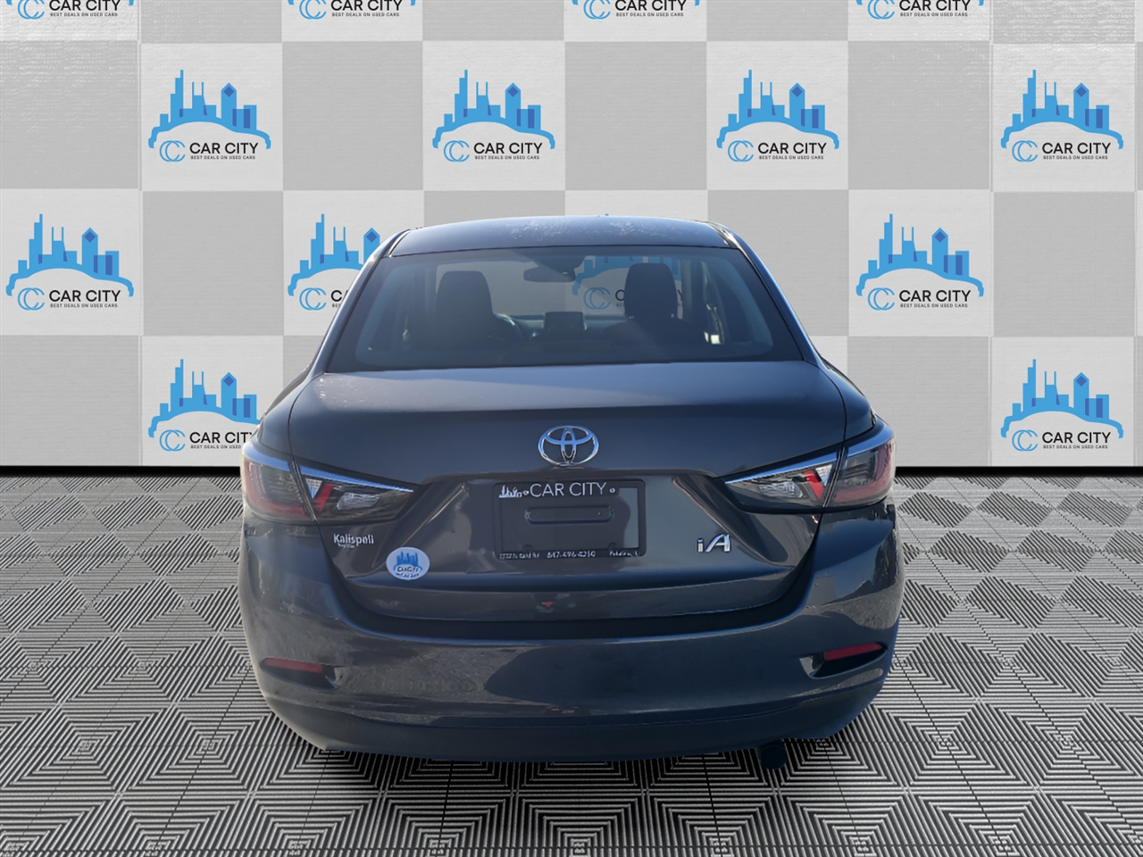 Toyota Yaris iA 6A 2018