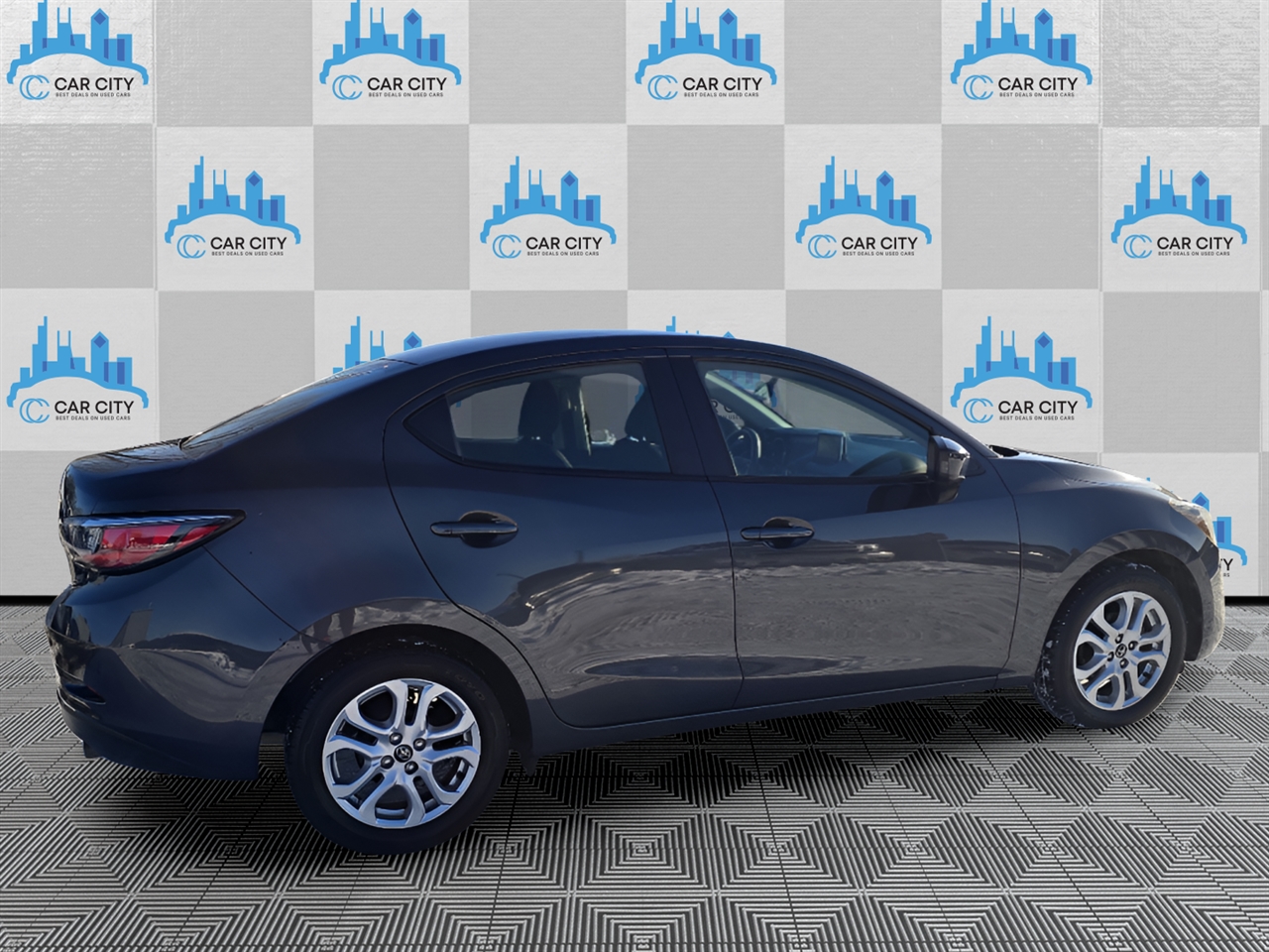 Toyota Yaris iA 6A 2018