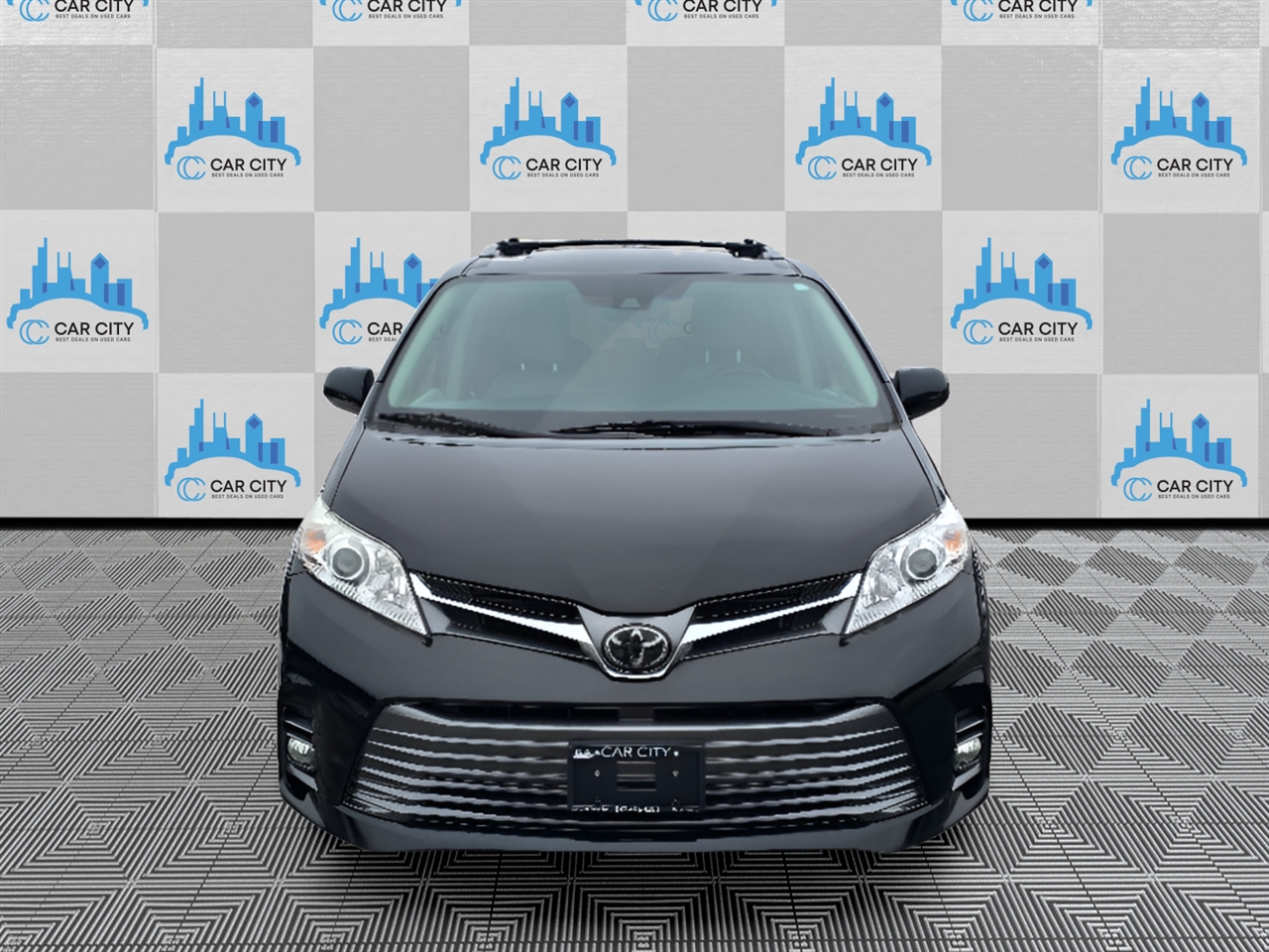 Toyota Sienna Limited Premium 7-Passenger 2019