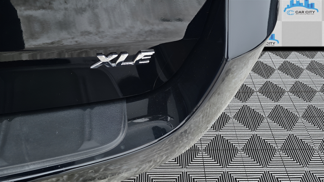 Toyota Sienna Limited Premium 7-Passenger 2019