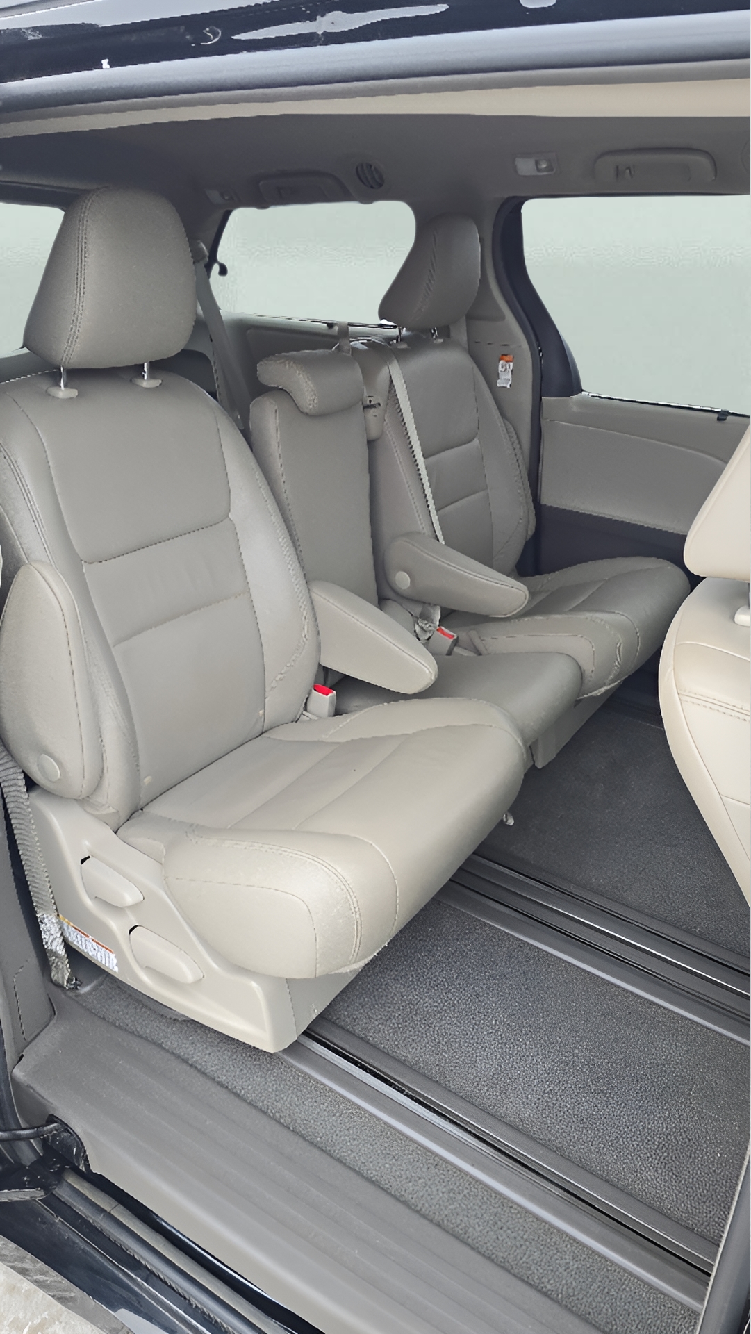 Toyota Sienna Limited Premium 7-Passenger 2019