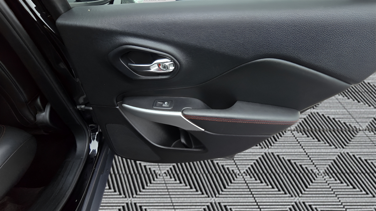 Jeep Cherokee Trailhawk 4WD 2018