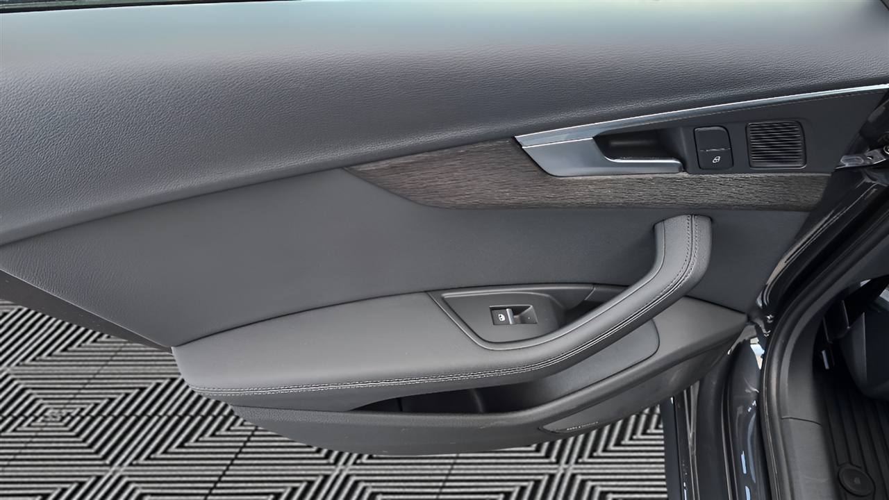 Audi A4 2.0 TFSI Premium Plus quattro 7A 2019