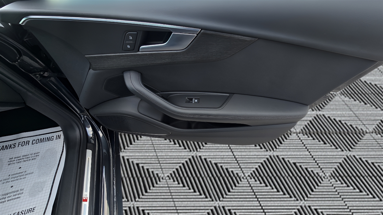 Audi A4 2.0 TFSI Premium Plus quattro 7A 2019