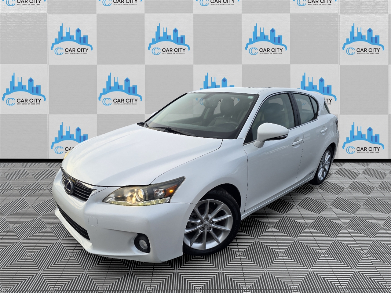 Lexus CT 200h Base 2011