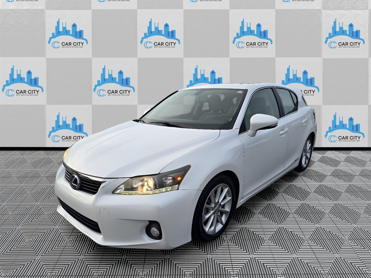 Lexus CT 200h Base 2011