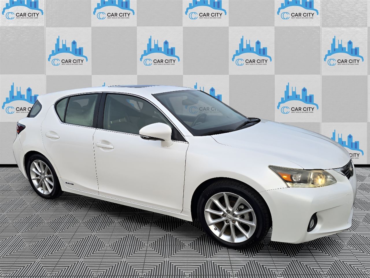 Lexus CT 200h Base 2011