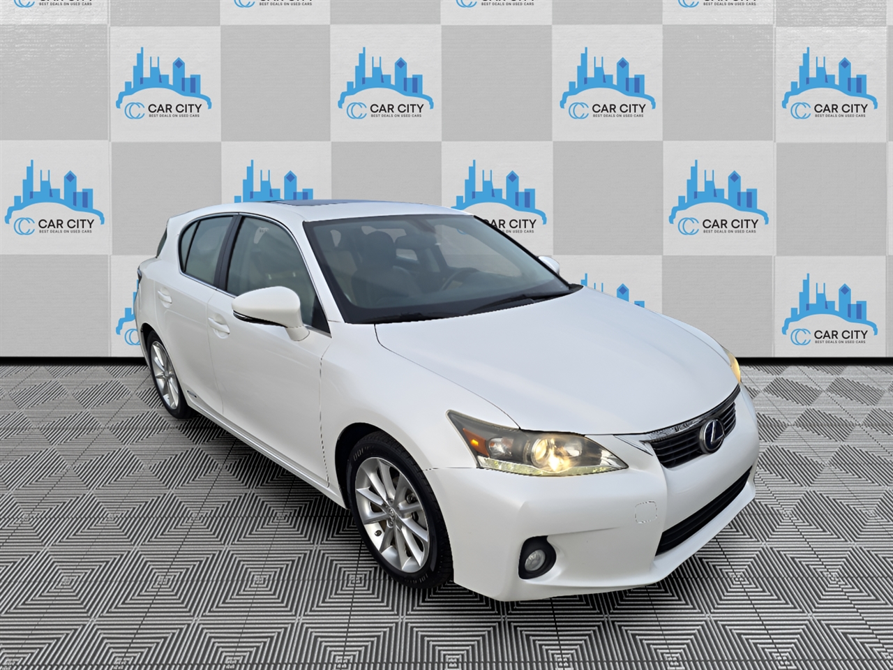 Lexus CT 200h Base 2011