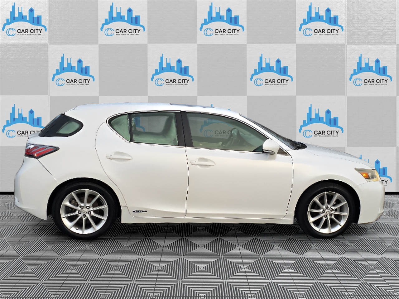 Lexus CT 200h Base 2011