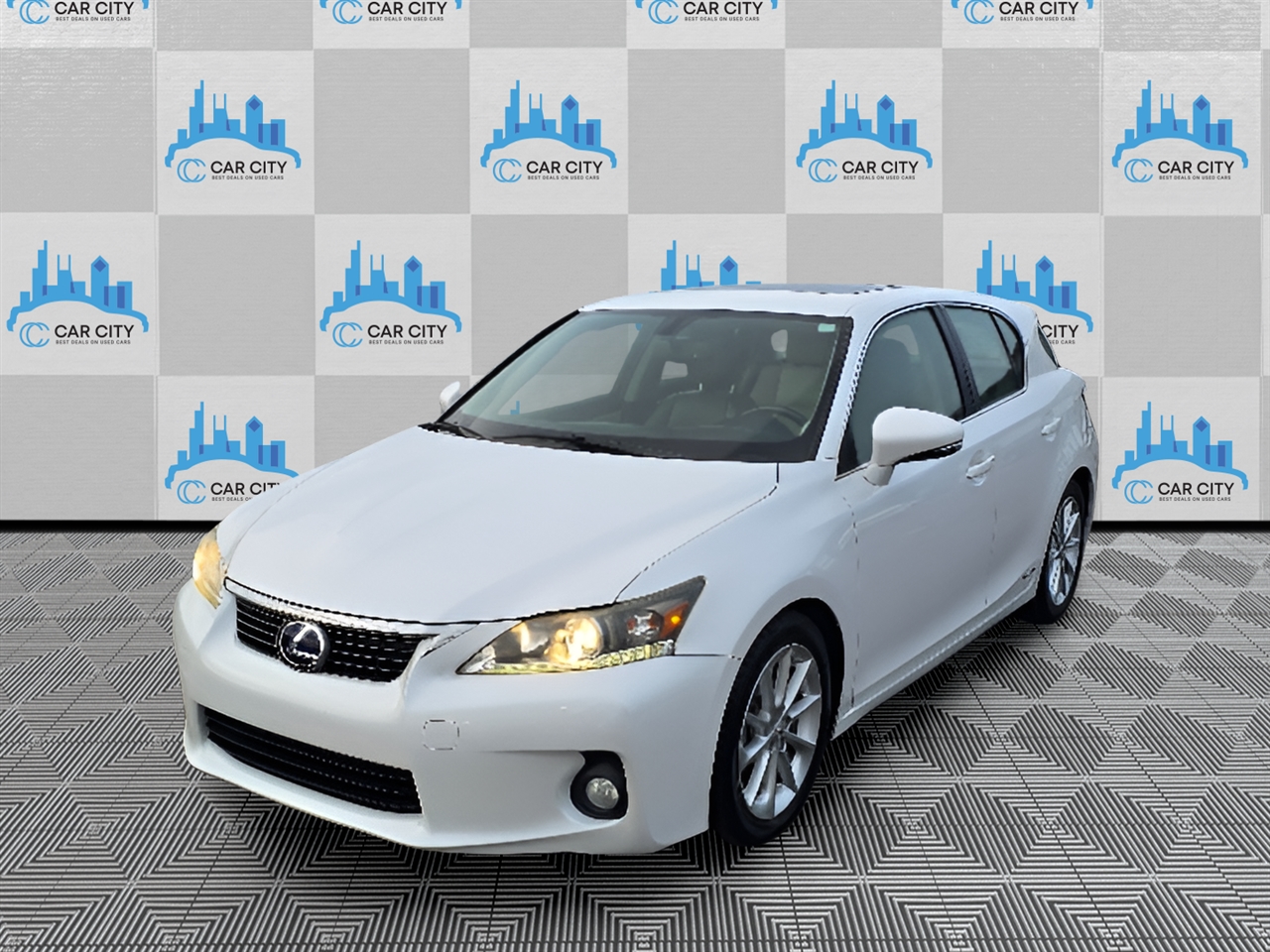 Lexus CT 200h Base 2011
