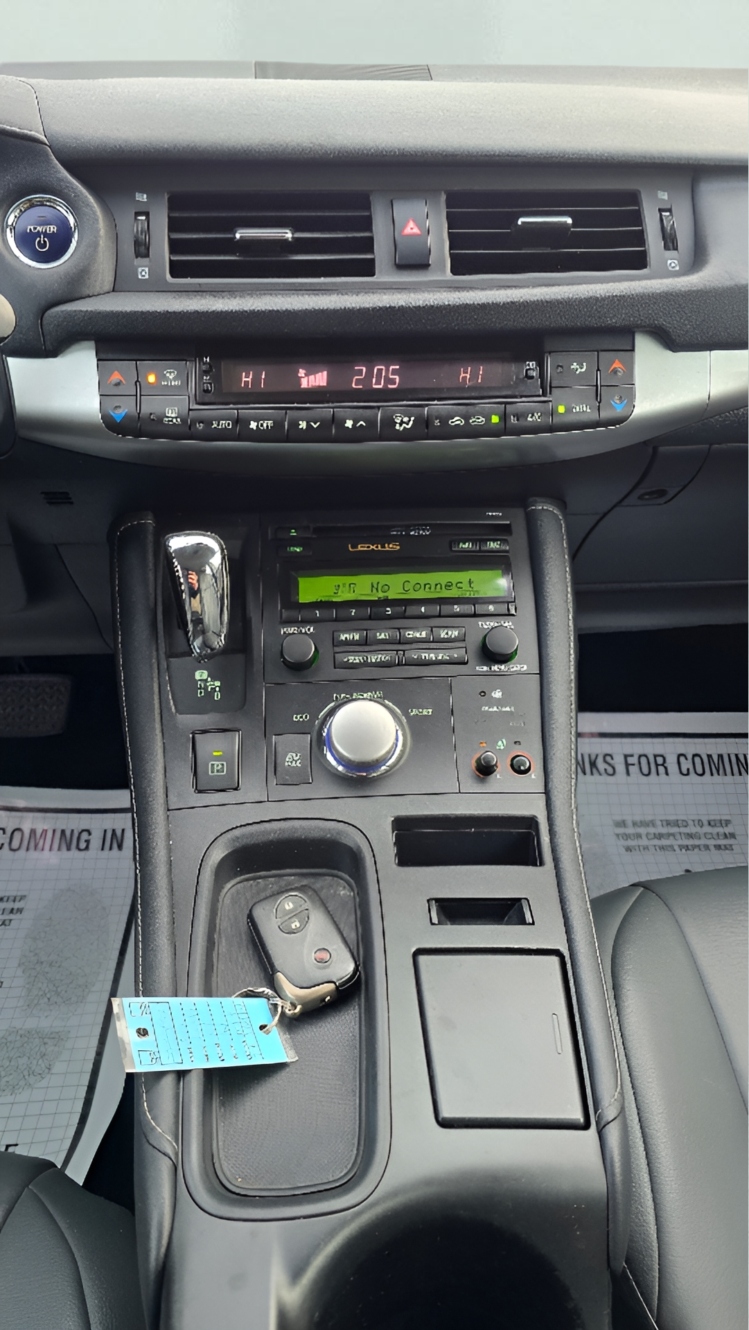 Lexus CT 200h Base 2011