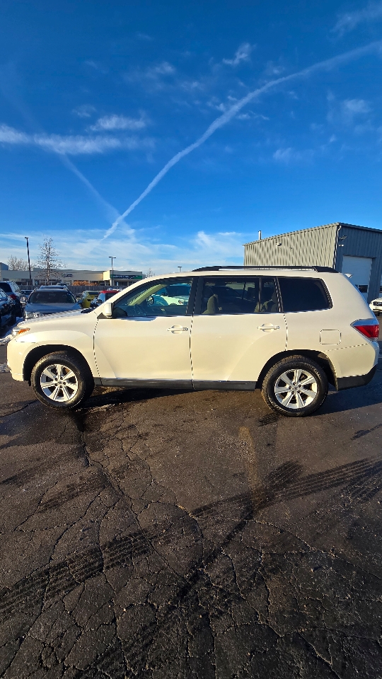 Toyota Highlander 4WD 2013