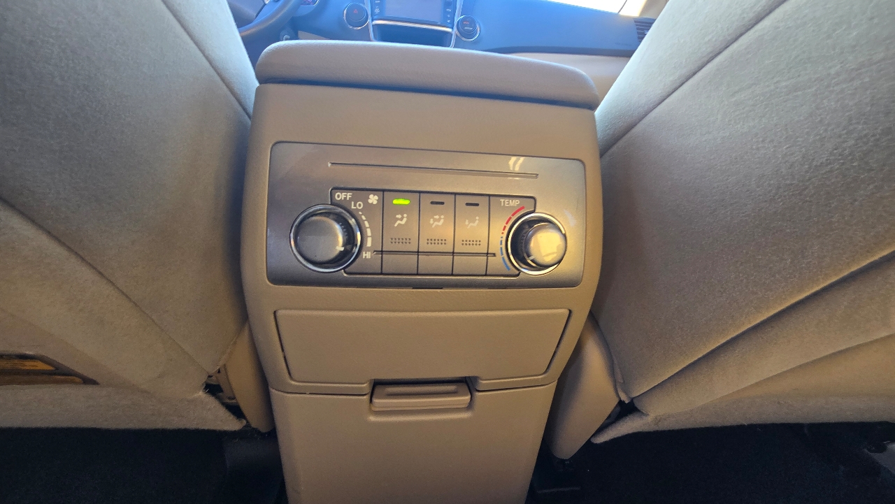 Toyota Highlander 4WD 2013