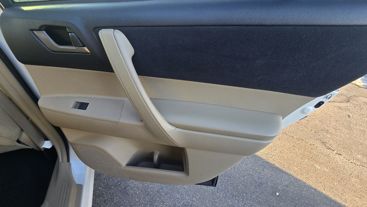 Toyota Highlander 4WD 2013